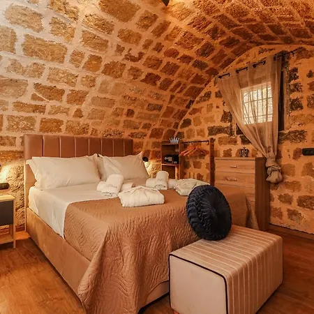 Medieval Estiva Daire